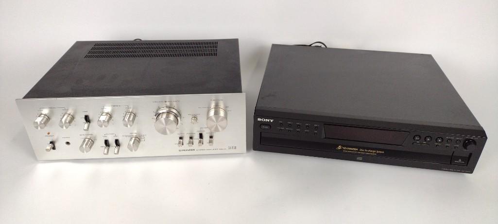 Pioneer Stereo Amplifier and Sony CD Changer (1 of 4)