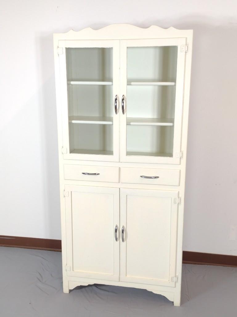 Vintage Kitchen Cabinet (1 of 6)