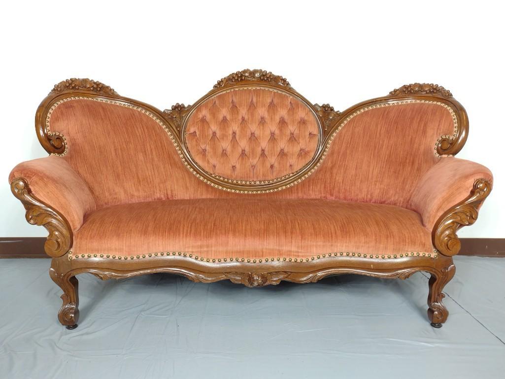 Victorian Settee (1 of 6)