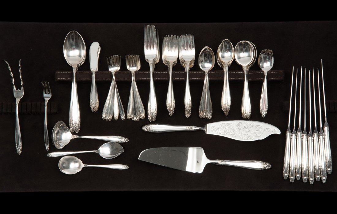 101 Pcs International Silver Prelude Flatware (1 of 6)