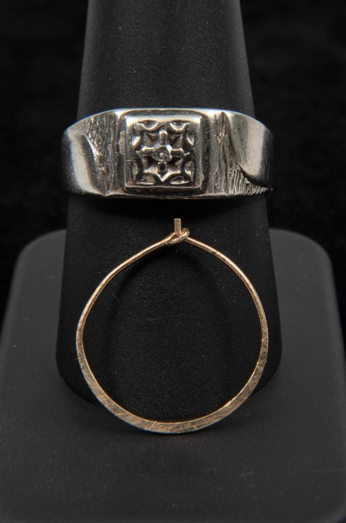 Gentleman's Gold Ring and Gold Earring (1 of 4)