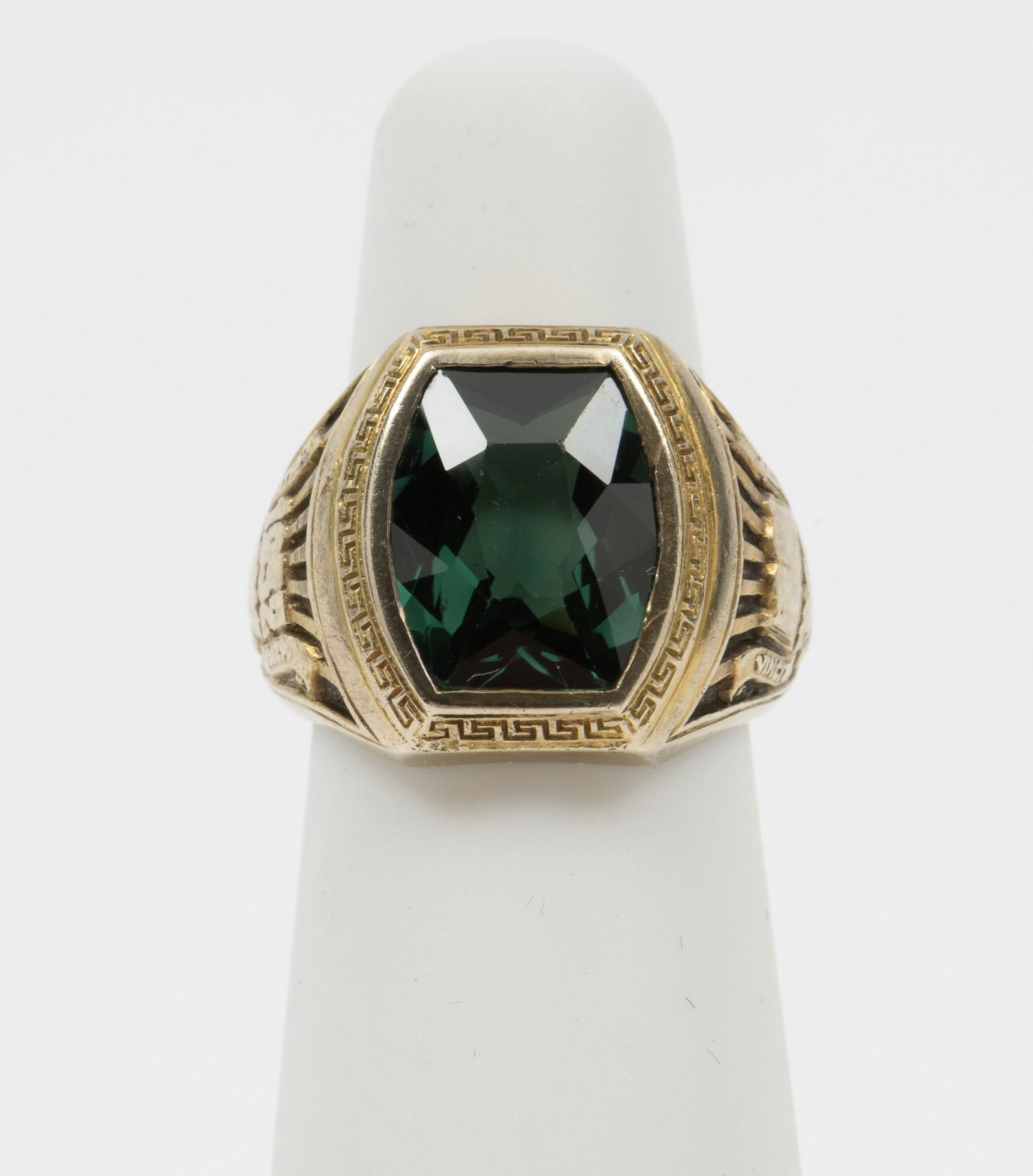 Bailey Banks & Biddle 10K 1932 Class Ring (1 of 3)