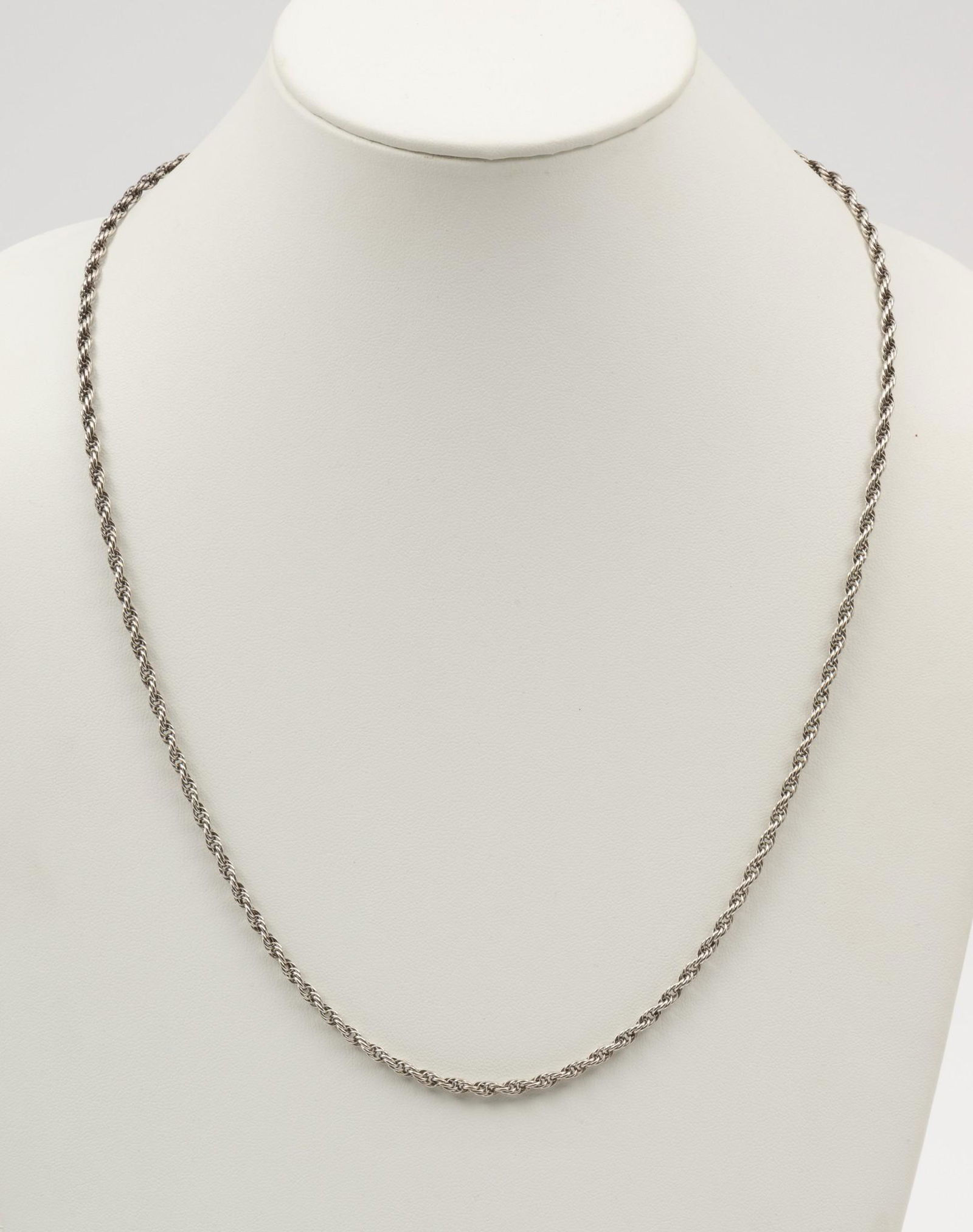 Vintage Sterling Rope Chain (1 of 4)