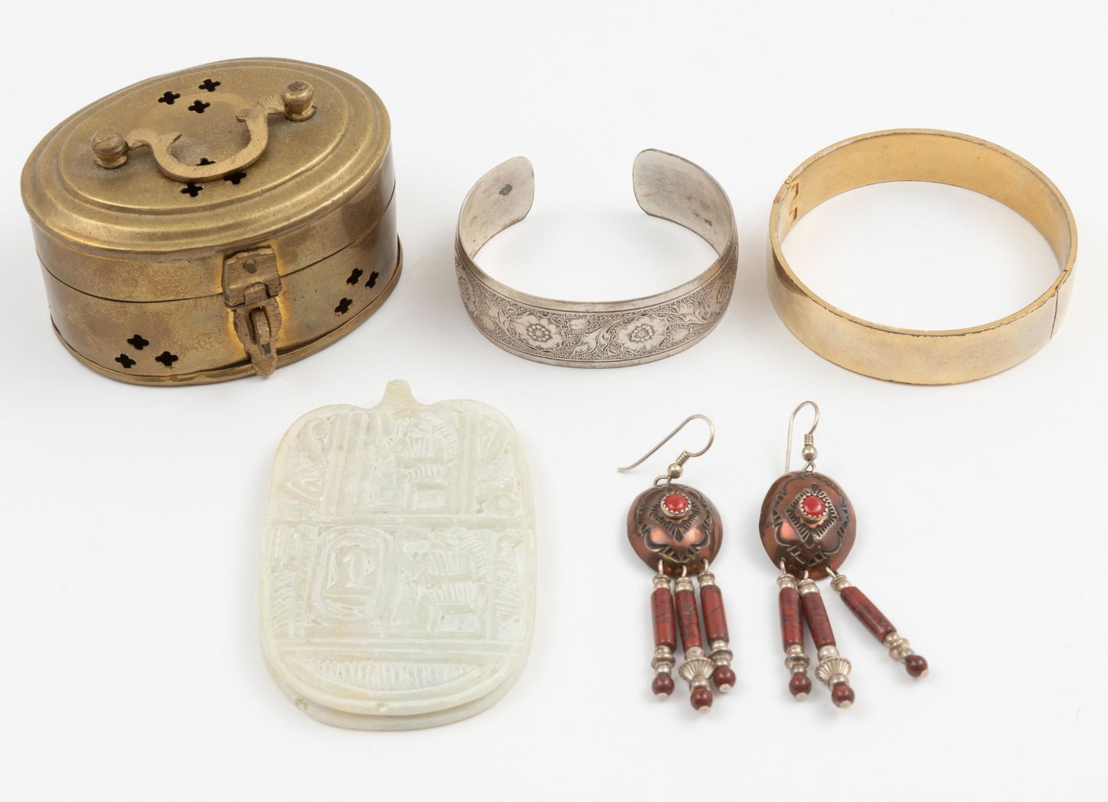 5 Pcs Vintage Jewelry (1 of 7)