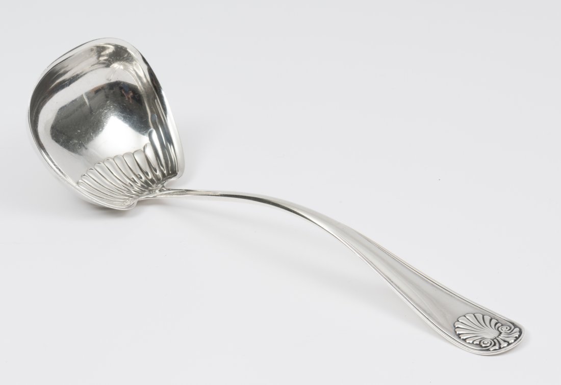Whiting Mfg Co. Sterling Ladle (1 of 4)