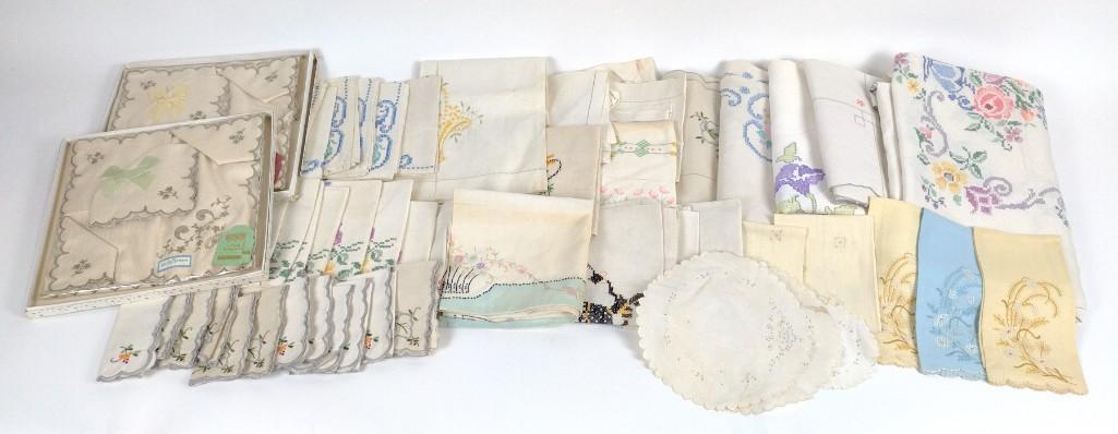 50 Antique Linens incl Tableclothes, Napkins and (1 of 9)