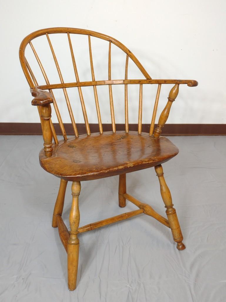 18th Century Windsor Arm Chair: 25 1/2" wide X 17 1/2" deep X 32 1/2 high. Seat has finish loss. Has on leg that does not match. MG. IMPORTANT: Before bidding, please read the terms and conditions. When you registered for the auctio