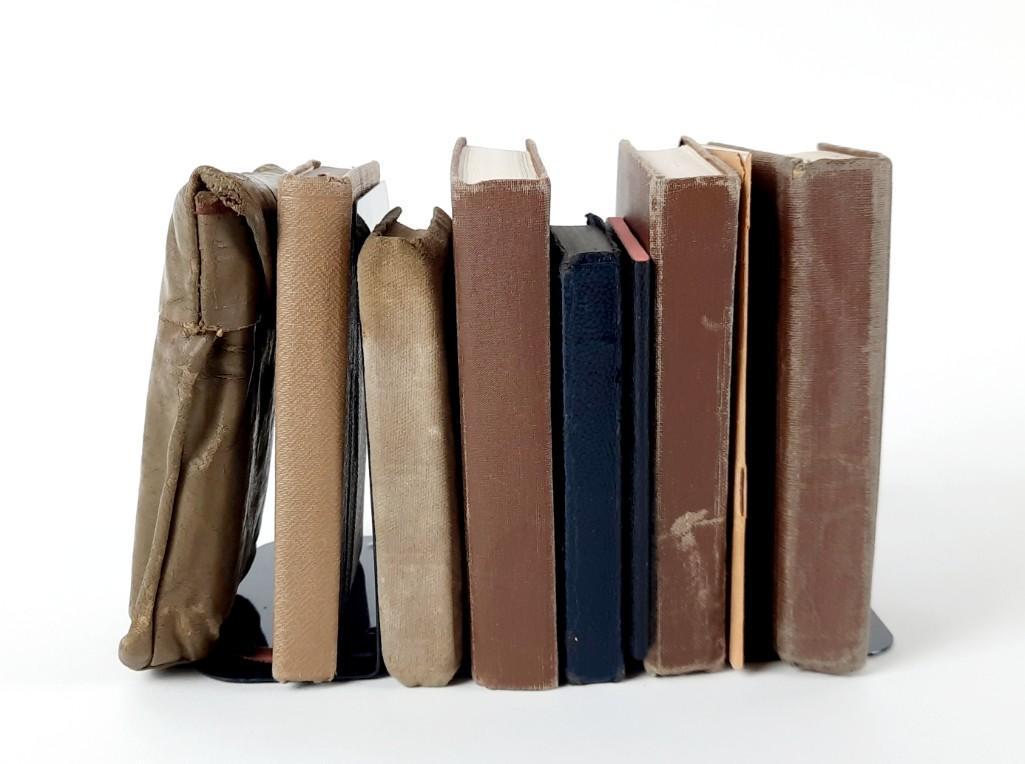 6 US Military Issue New Testaments (1 of 4)