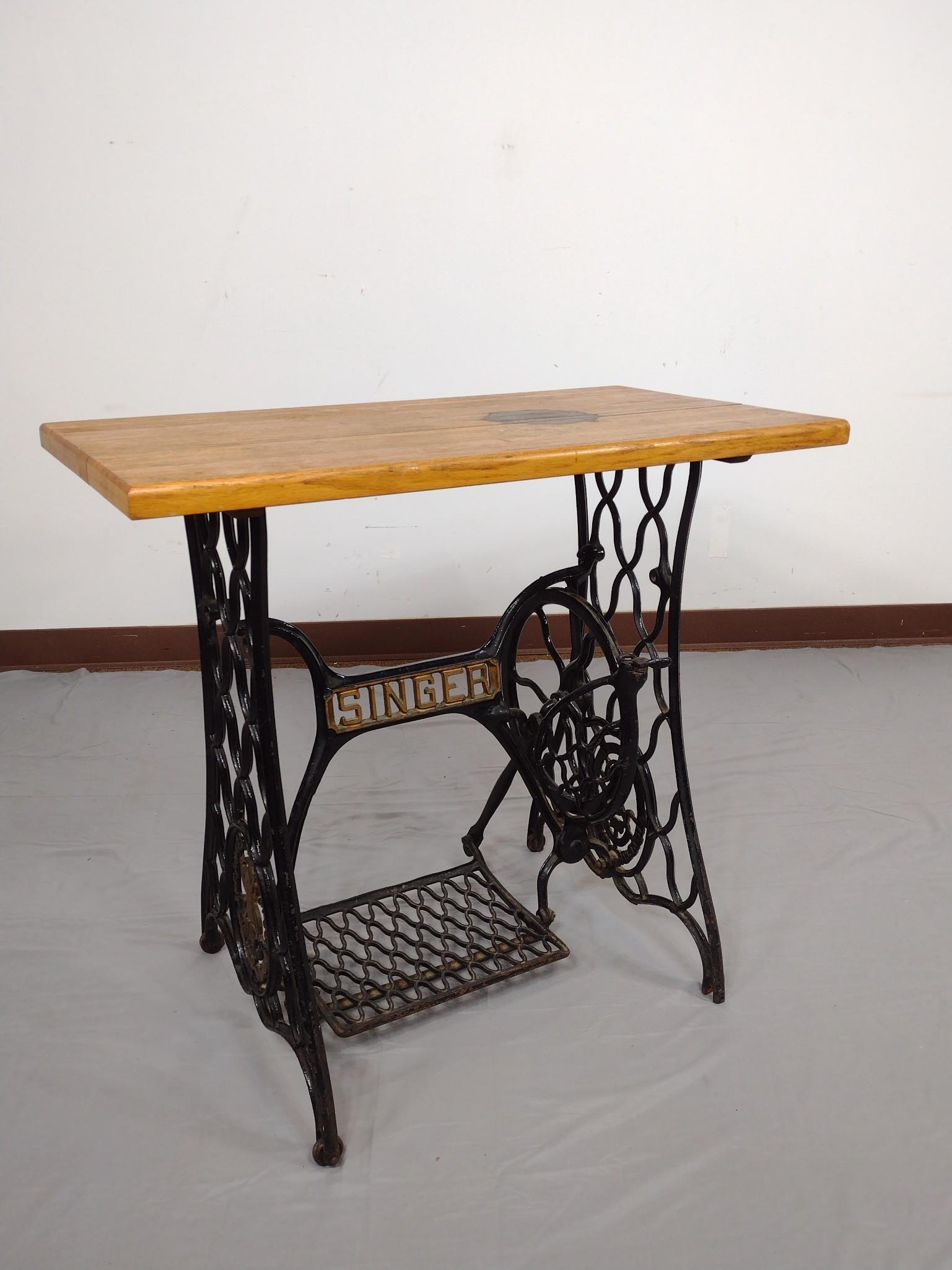 Singer Sewing Table (1 of 7)