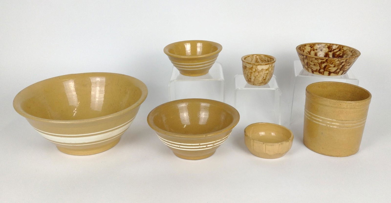 7 Ceramic Dishes incl Spongeware (1 of 5)