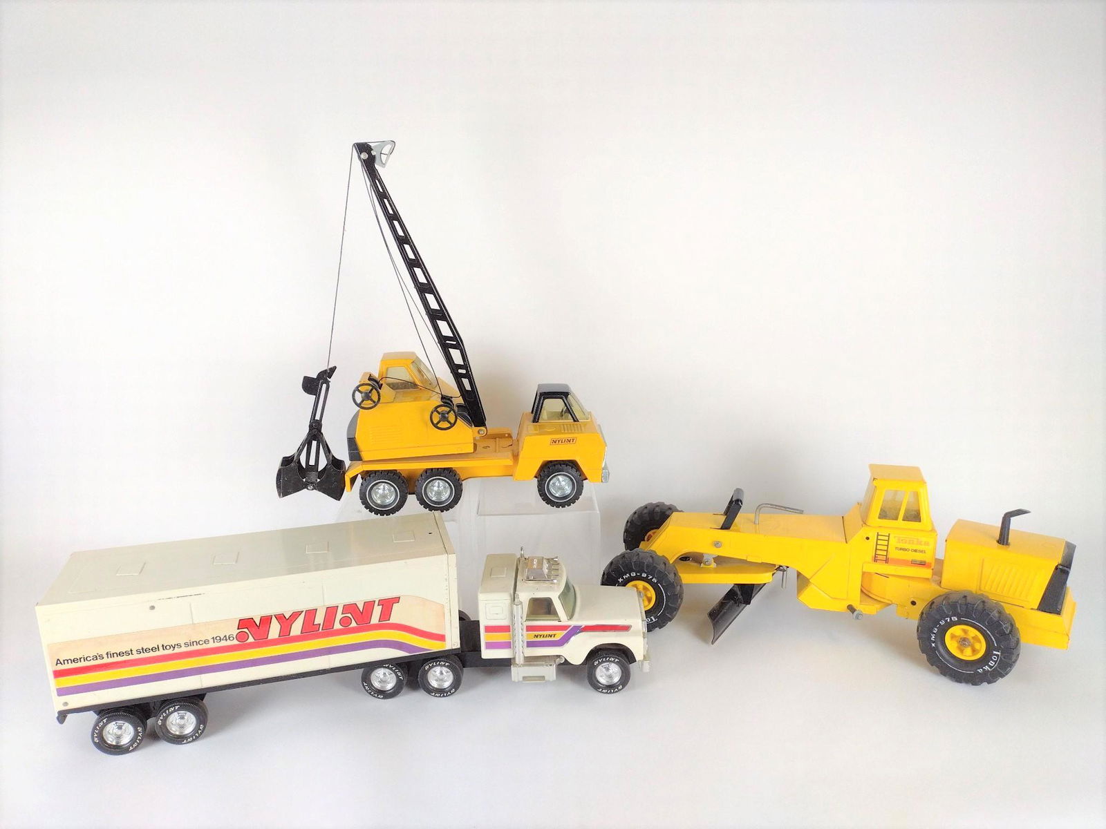 Tonka and 2 Nylint Trucks (1 of 4)