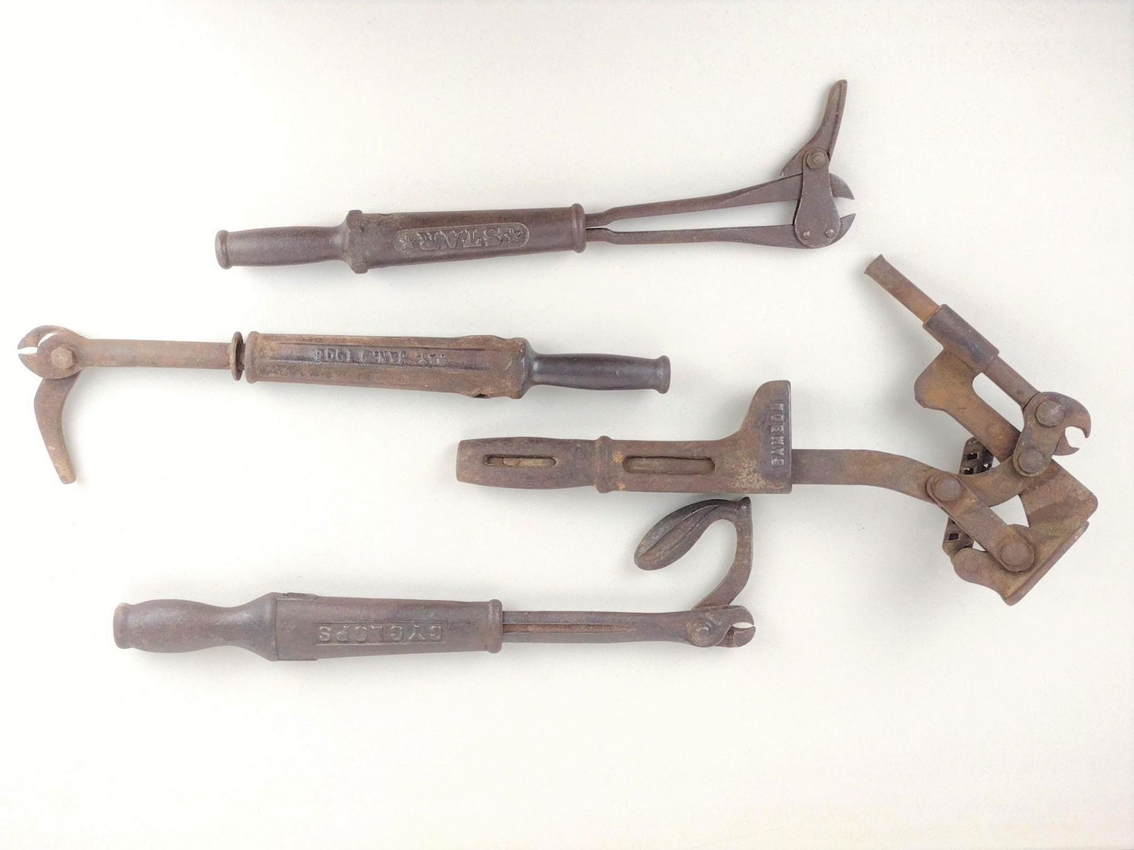 4 Antique Crate Nail Pullers incl Cyclops (1 of 6)