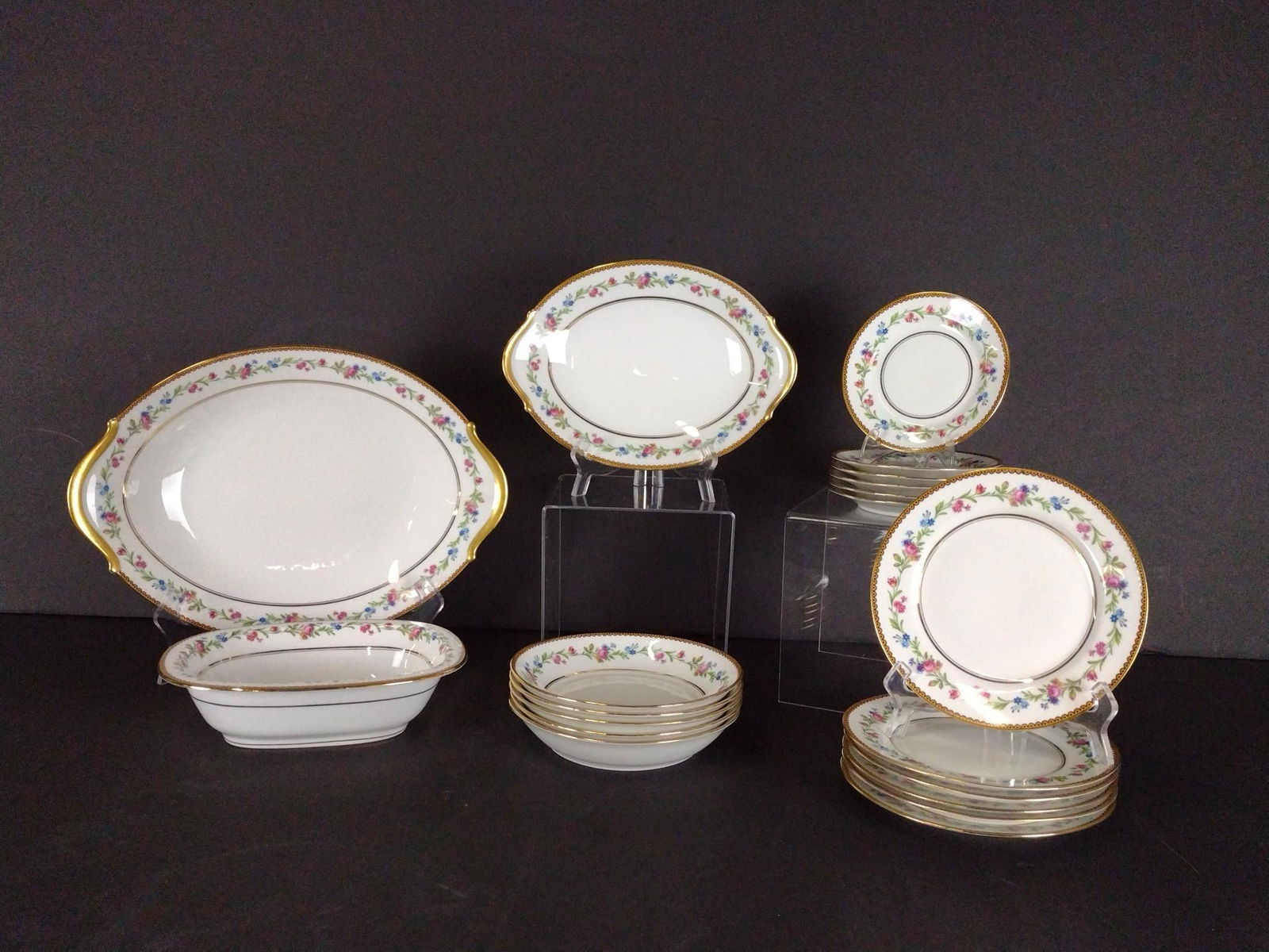 20 Pcs Limoges (1 of 3)