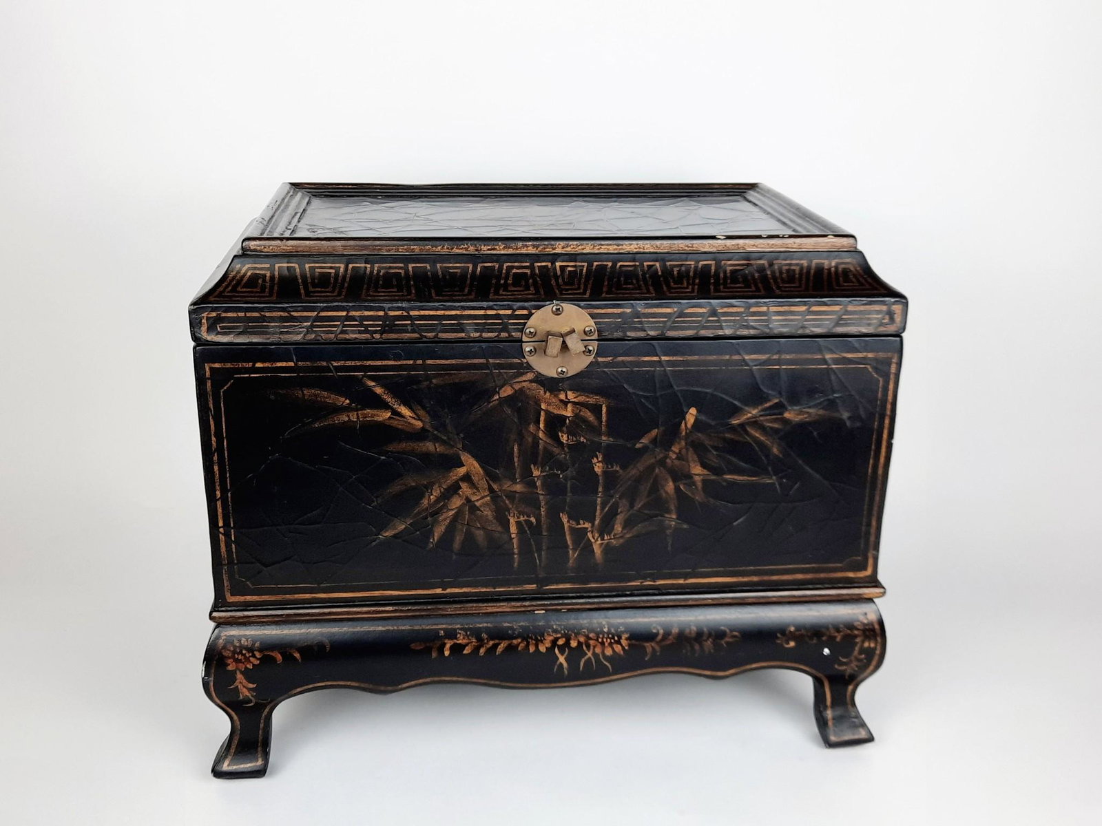 Bombay Company Miniature Chest: Bamboo decoration. 17" wide x 11" deep x 14" high. LR IMPORTANT: Before bidding, please read the terms and conditions. When you registered for the auction you agreed to these terms and will be require