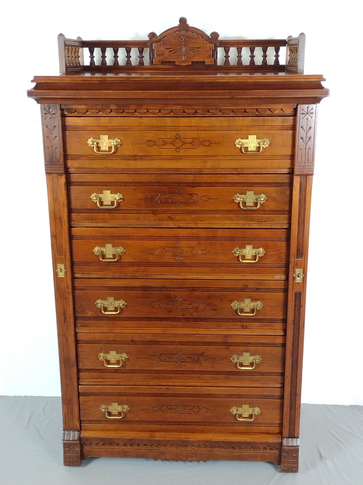 Lockside Victorian Butlers Chest (1 of 9)