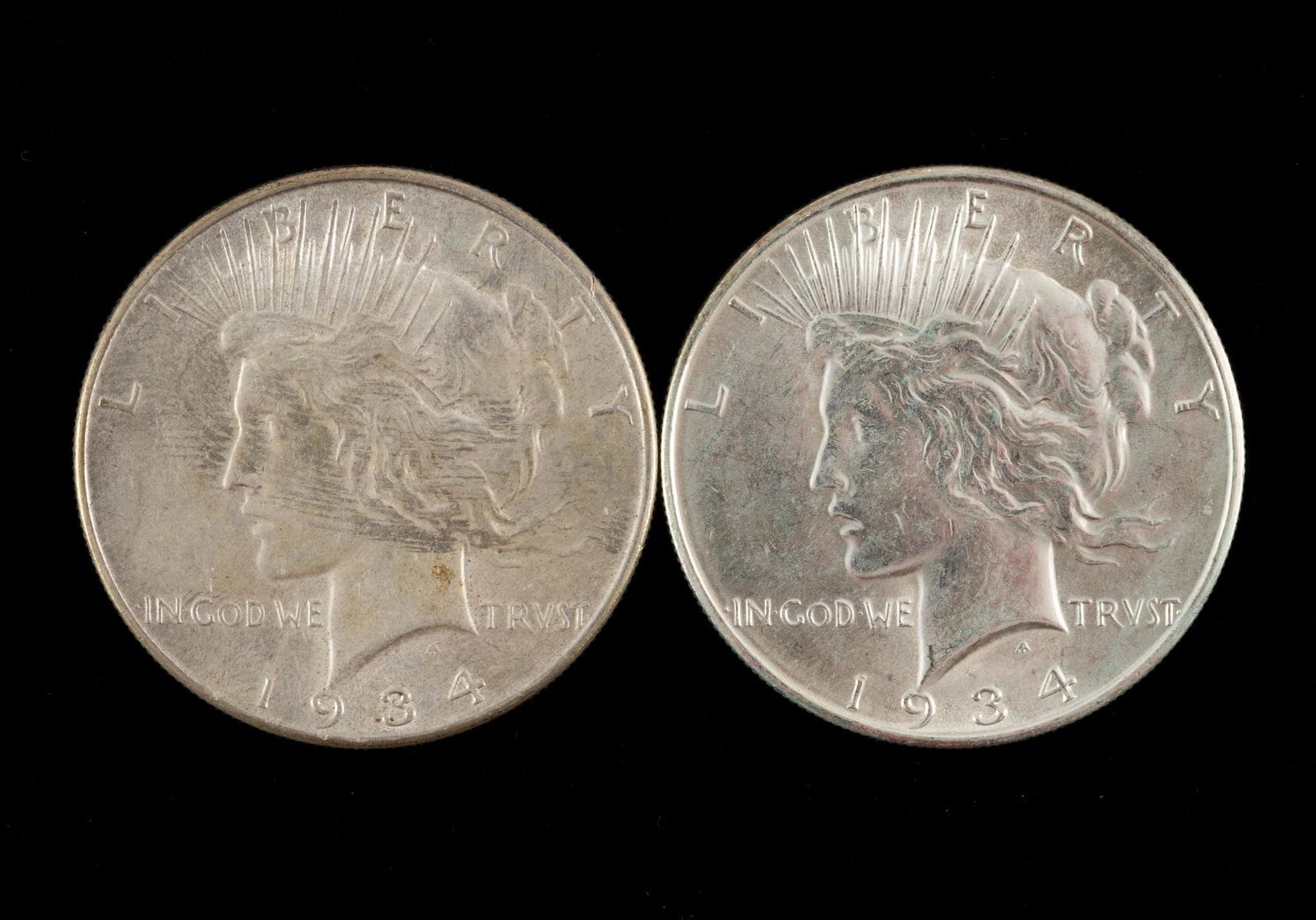 2 Peace Silver Dollars Incl 1934 (1 of 2)