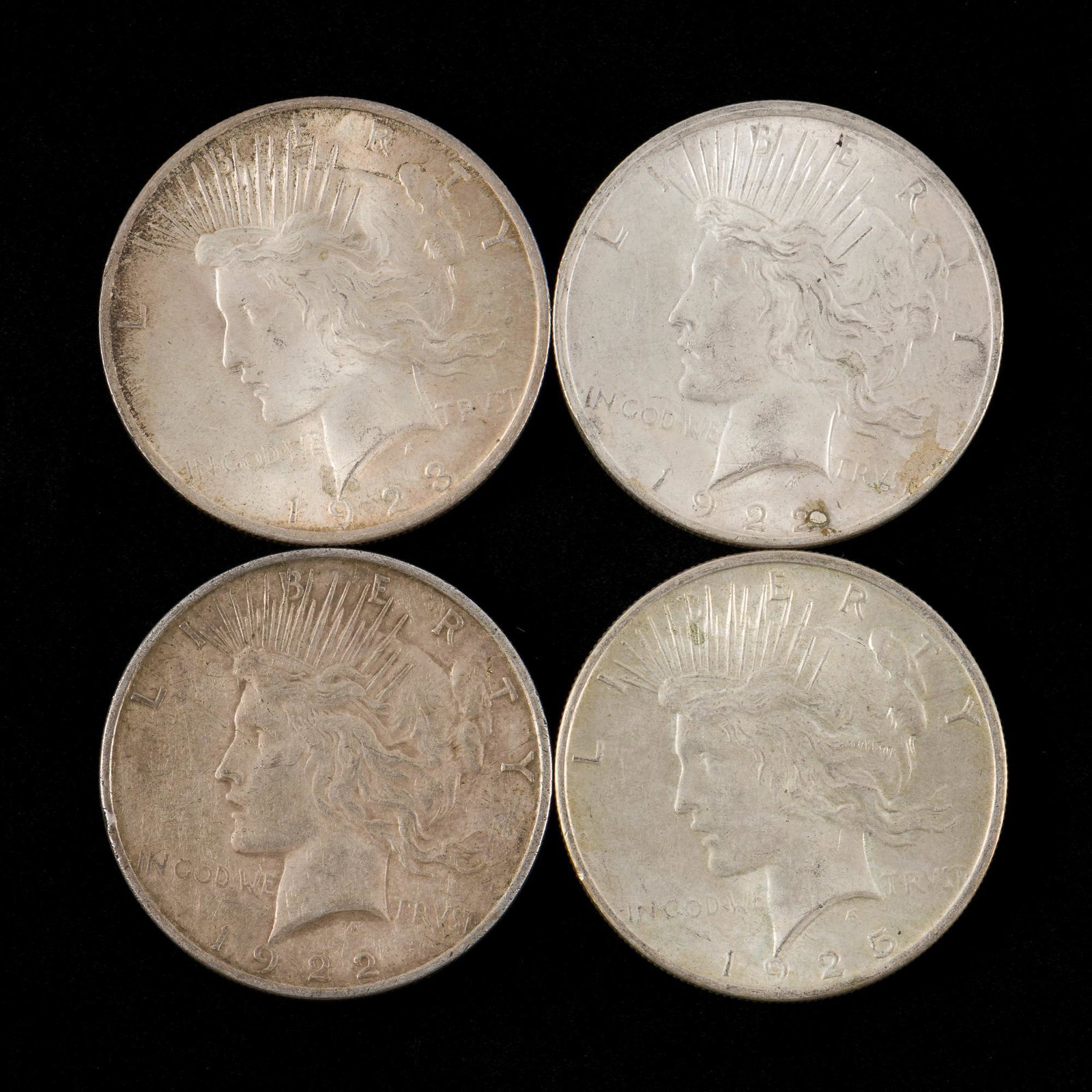 4 Peace Silver Dollars Incl 1922 (1 of 2)