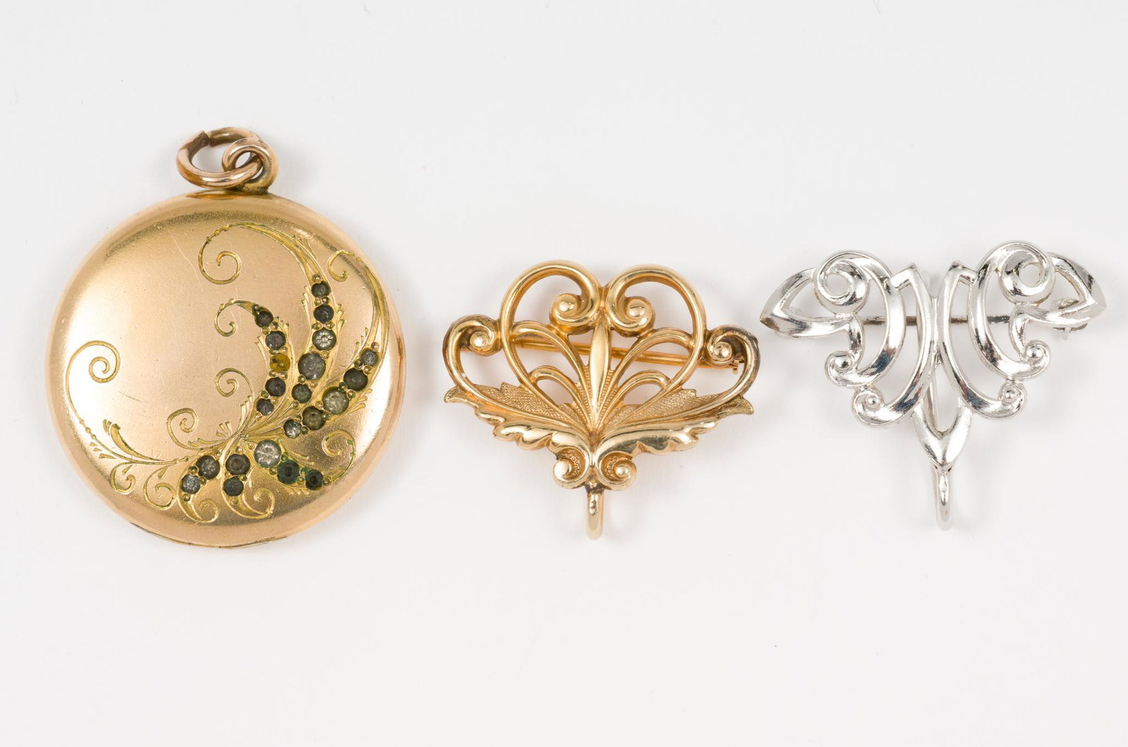 2 Gold Filled Watch Pins & Locket (1 of 4)