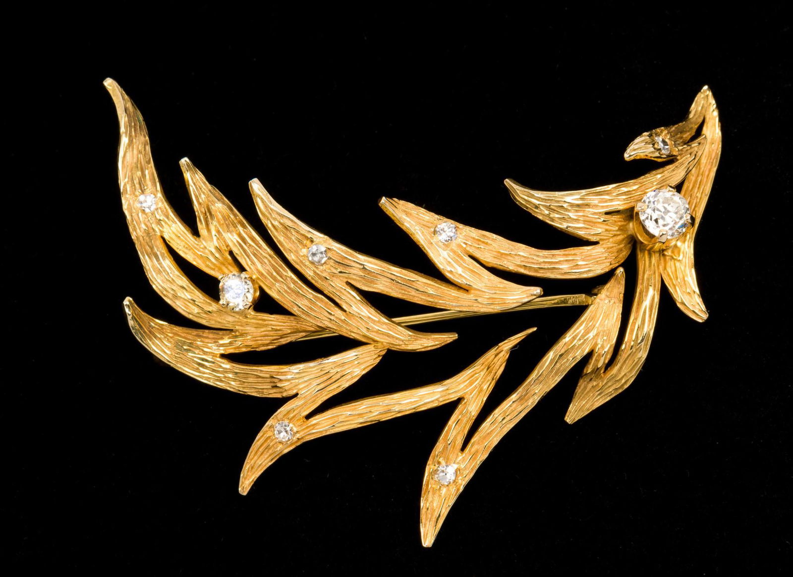 14K .68 CTW Diamond Leaf Brooch (1 of 4)