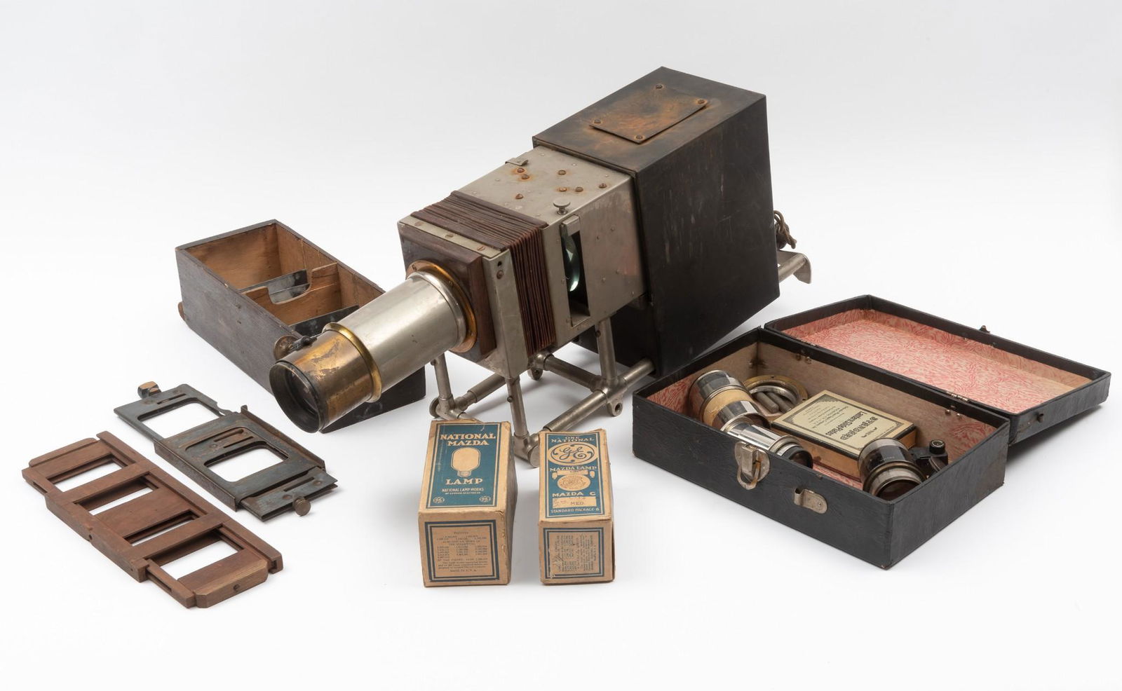 McIntosh Stereopticon Magic Lantern & Accessories (1 of 10)