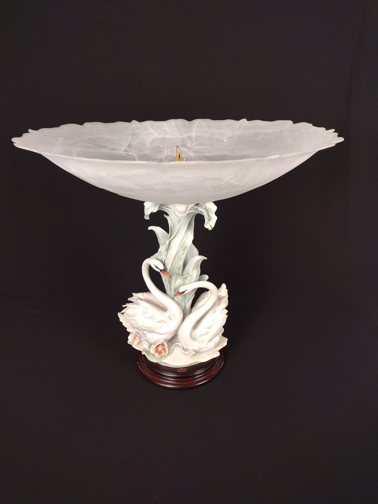 Giuseppe Armani "The Swans" Center Piece (1 of 11)