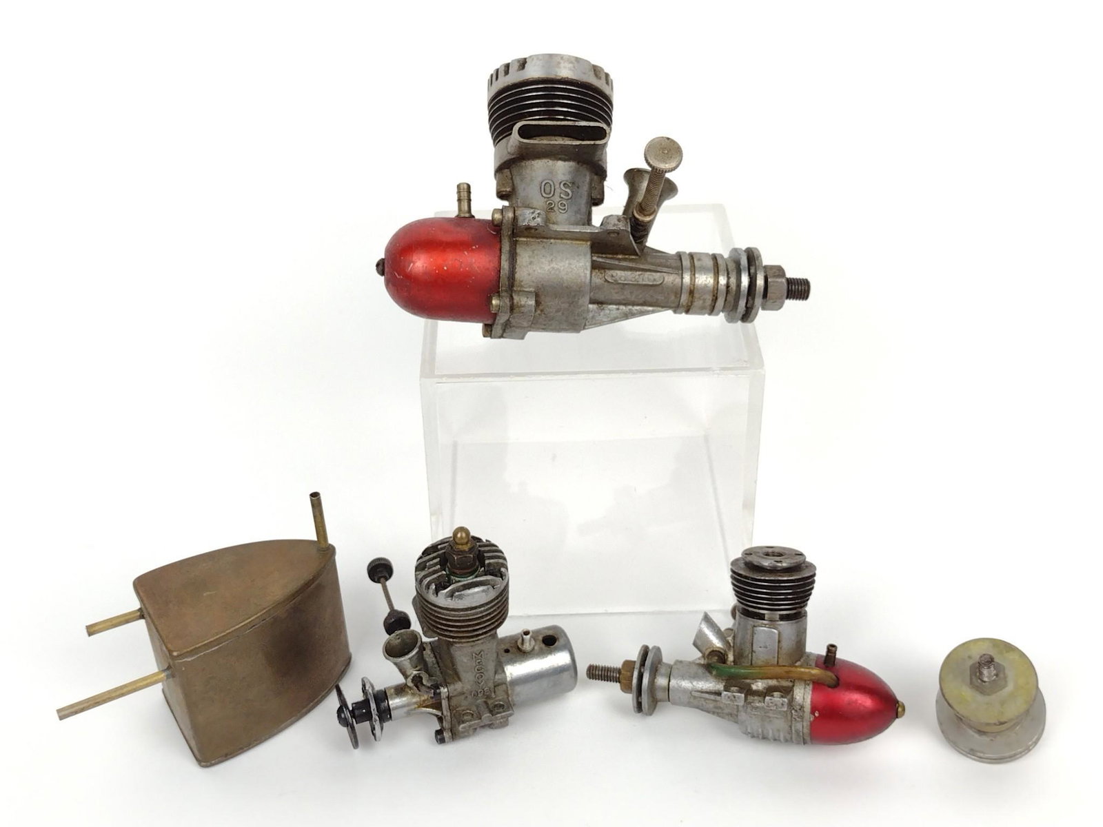 5 Pcs RC Engines and Parts incl McCoy: Also includes Fuji. DM IMPORTANT: Before bidding, please read the terms and conditions. When you registered for the auction you agreed to these terms and will be required to comply with them.