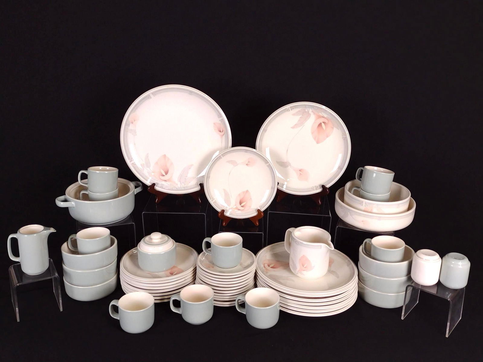 54 Pcs "Misty Isle" Noritake Dinnerware (1 of 4)