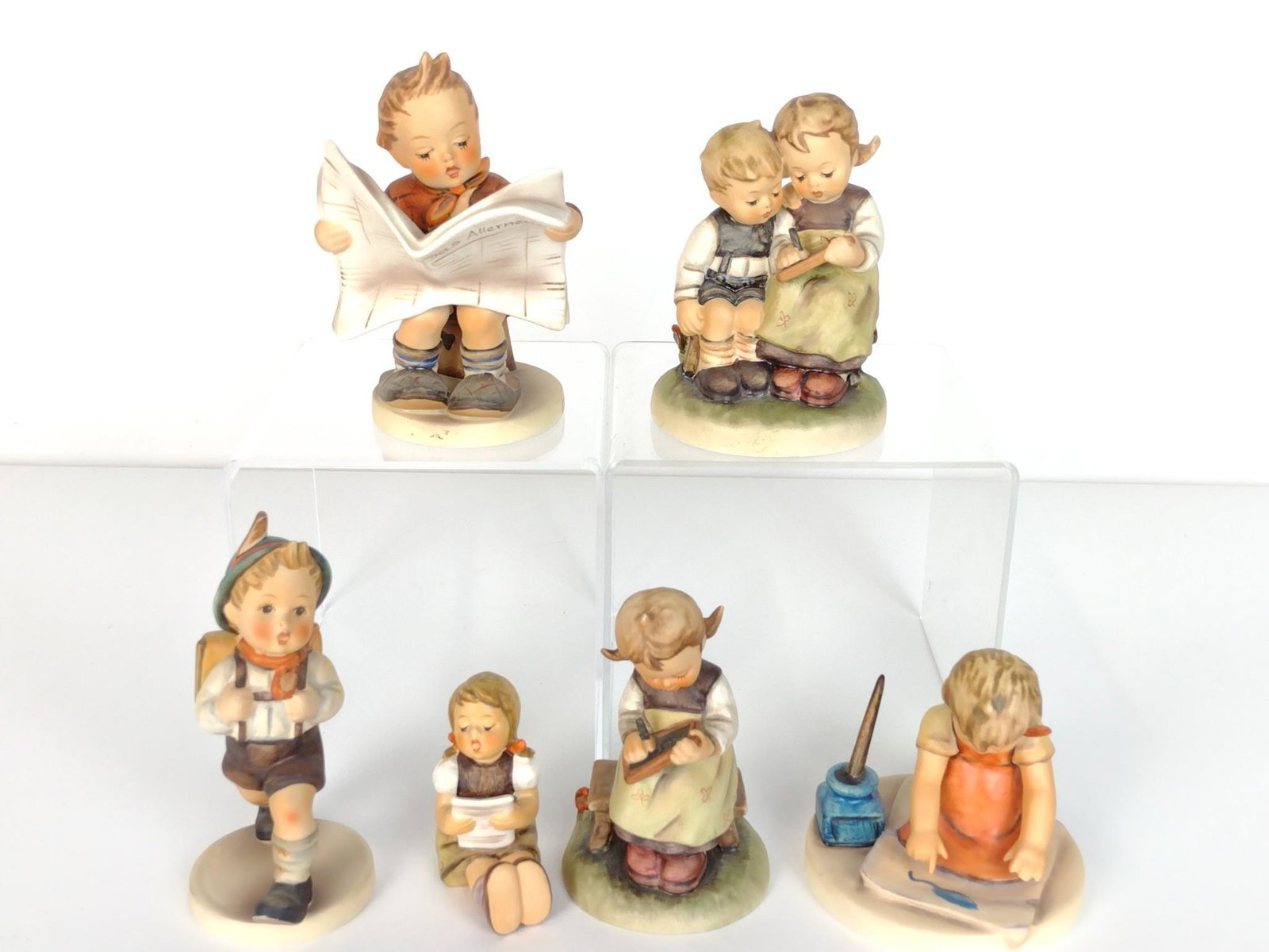 6 Hummel Figurines Incl With Loving Greetings (1 of 7)