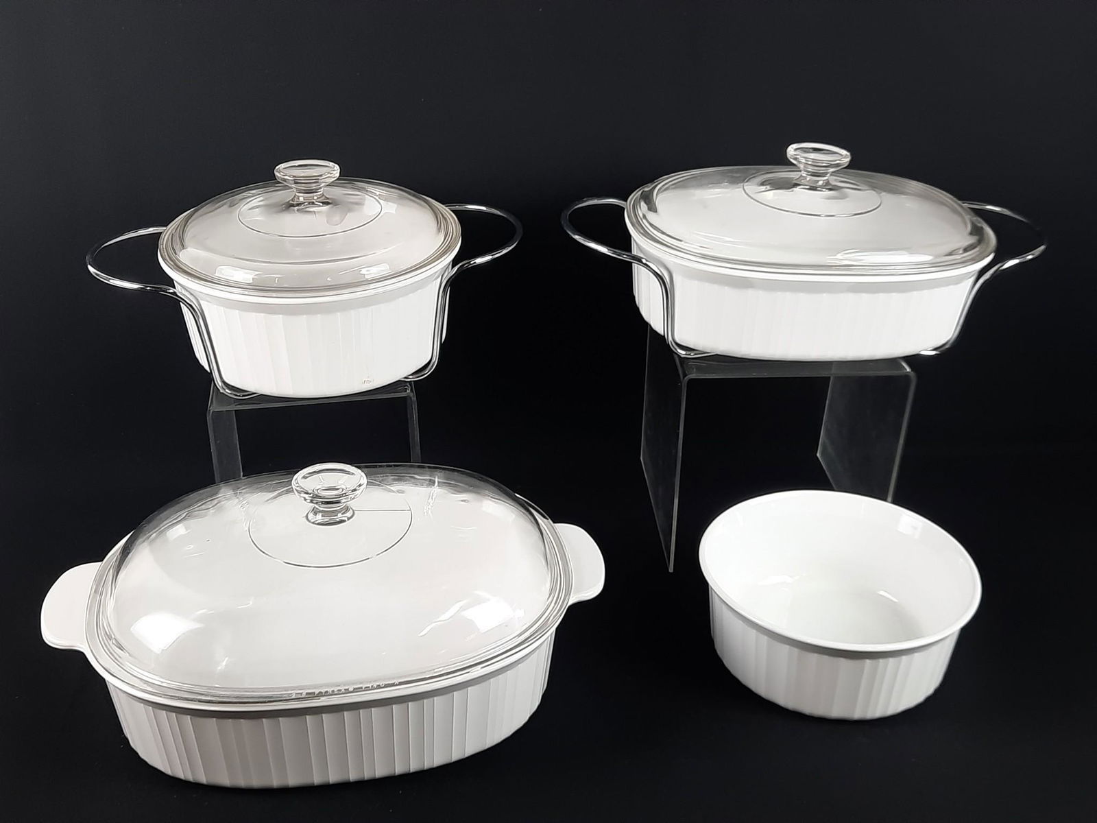 4 Ceramic Baking Dishes (1 of 3)