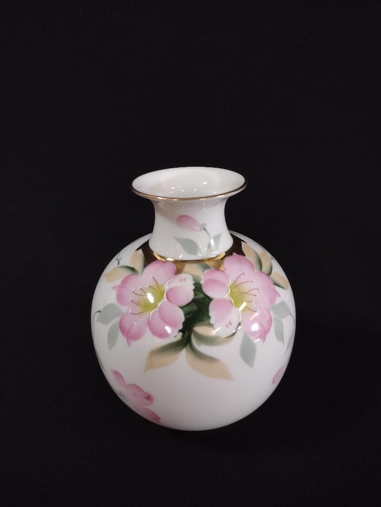 6-1/4" Noritake Azalea Bulbous Vase (1 of 3)