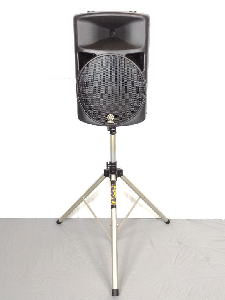 Yamaha MS400 Powered Speaker With Tripod (1 of 5)