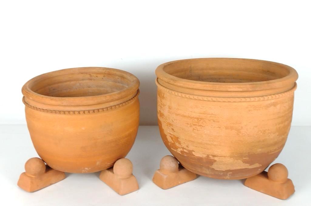 2 Terracotta Planters (1 of 4)