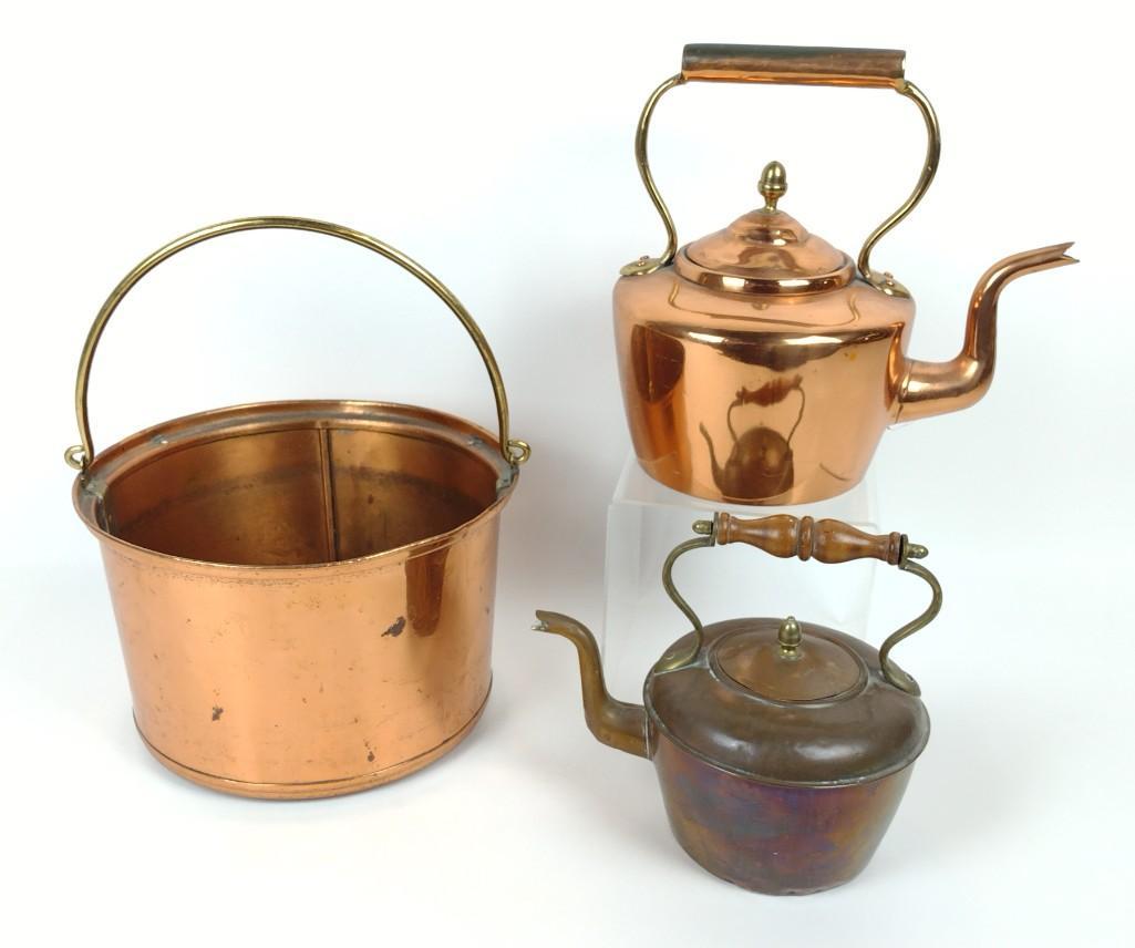 2 Copper Tea Pots and Pail (1 of 4)