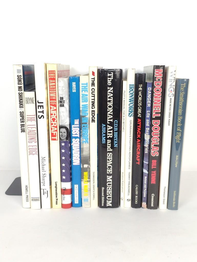 16 Aviation Books Incl Attack Aircraft (1 of 7)