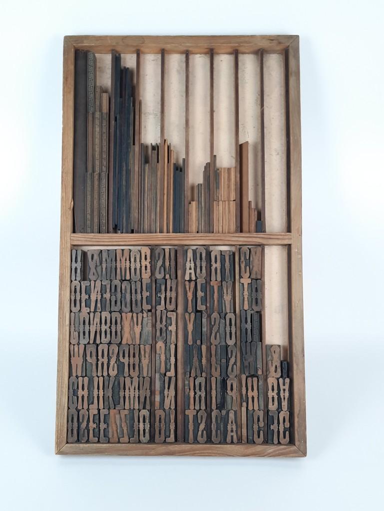 Vintage Printers Drawer with Blocks and Dividers (1 of 2)