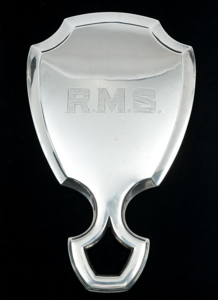 Meriden Britannia Sterling Hand Mirror (1 of 4)