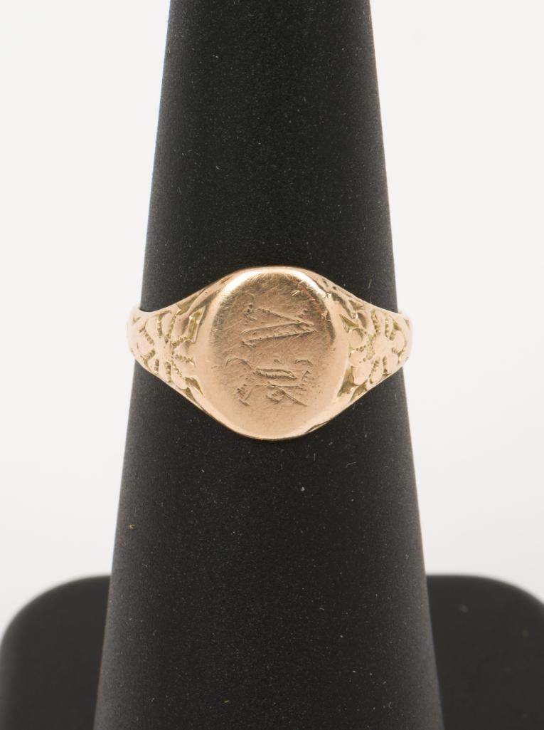 10K Signet Ring (1 of 2)