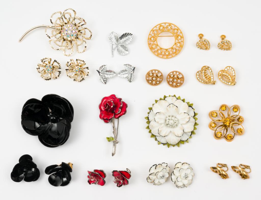 25 Pcs Costume Jewelry (1 of 5)