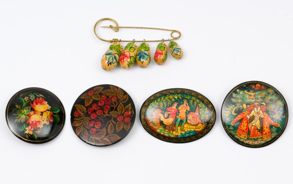 4 Russian Lacquer Pins & Russian Nesting Dolls Pin (1 of 6)