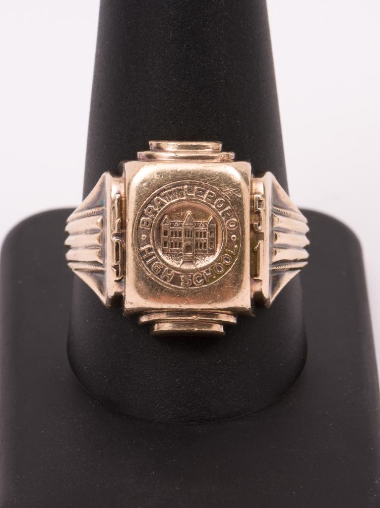 10K 1951 Brattleboro High School Class Ring (1 of 3)