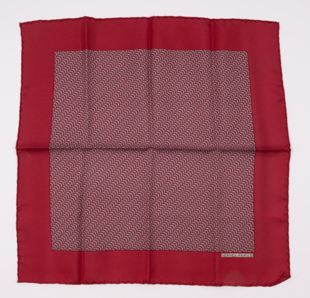 Hermes Paris Silk Scarf: Loose threads and pull to one edge. 16-3/4" high x 16-1/2" wide. MH. IMPORTANT: Before bidding, please read the terms and conditions. When you registered for the auction you agreed to these terms and