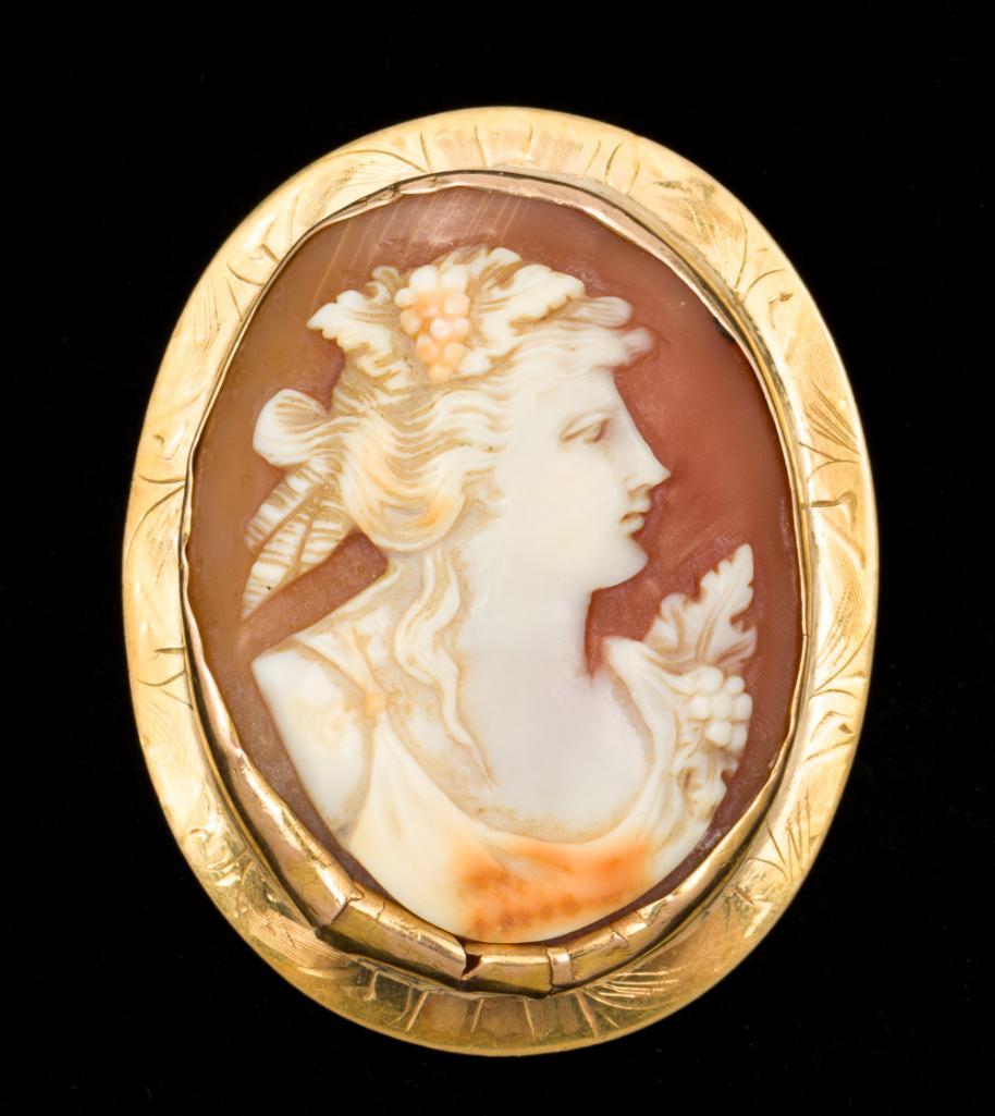 14K Shell Cameo Pendant (1 of 2)
