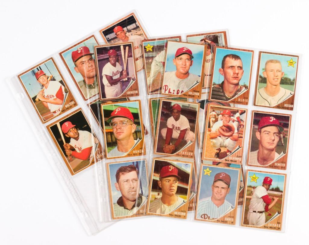 23 1962 Vintage Topps Baseball Cards (1 of 7)