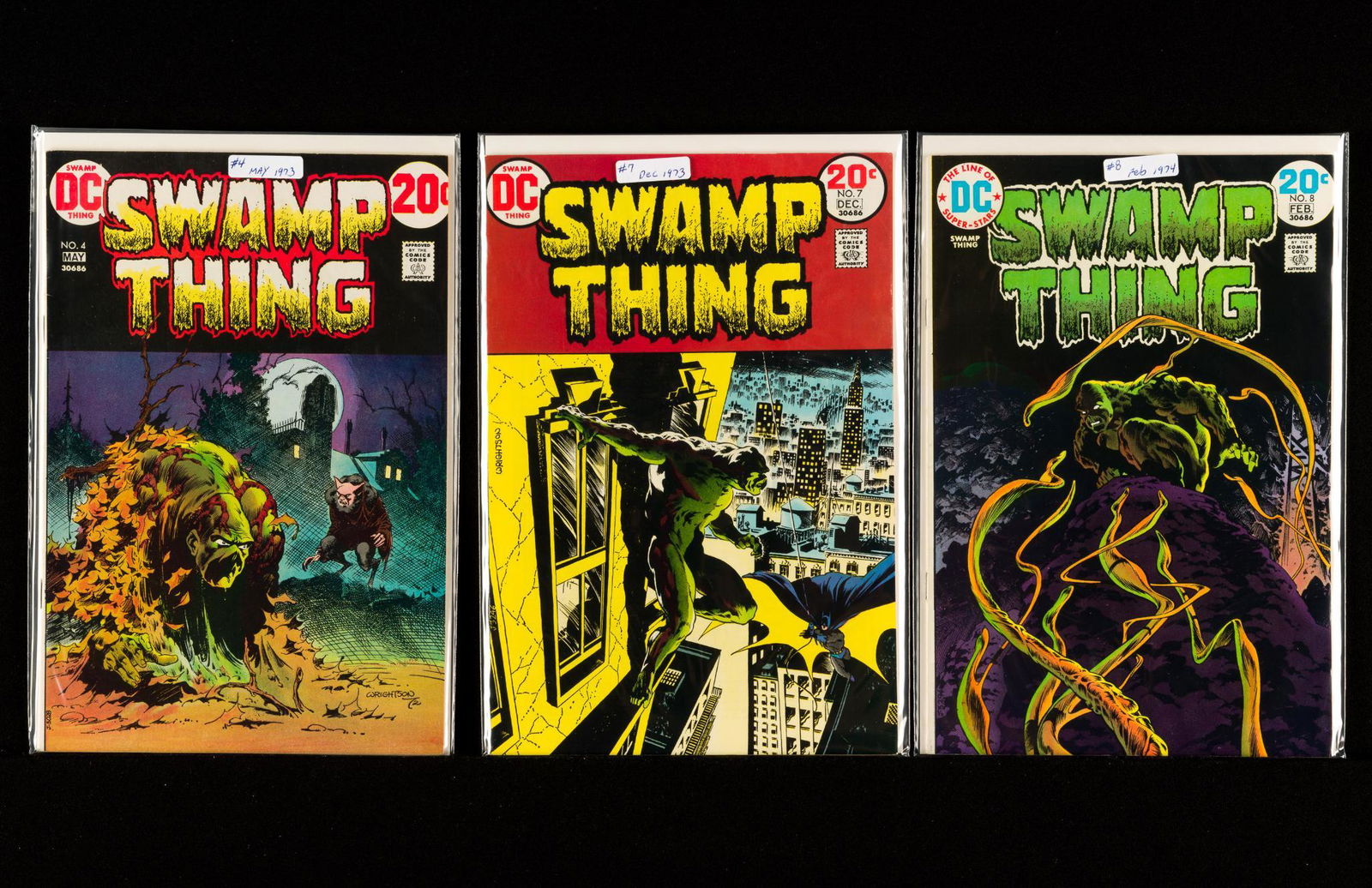 16 Swamp Thing Comics (1 of 2)