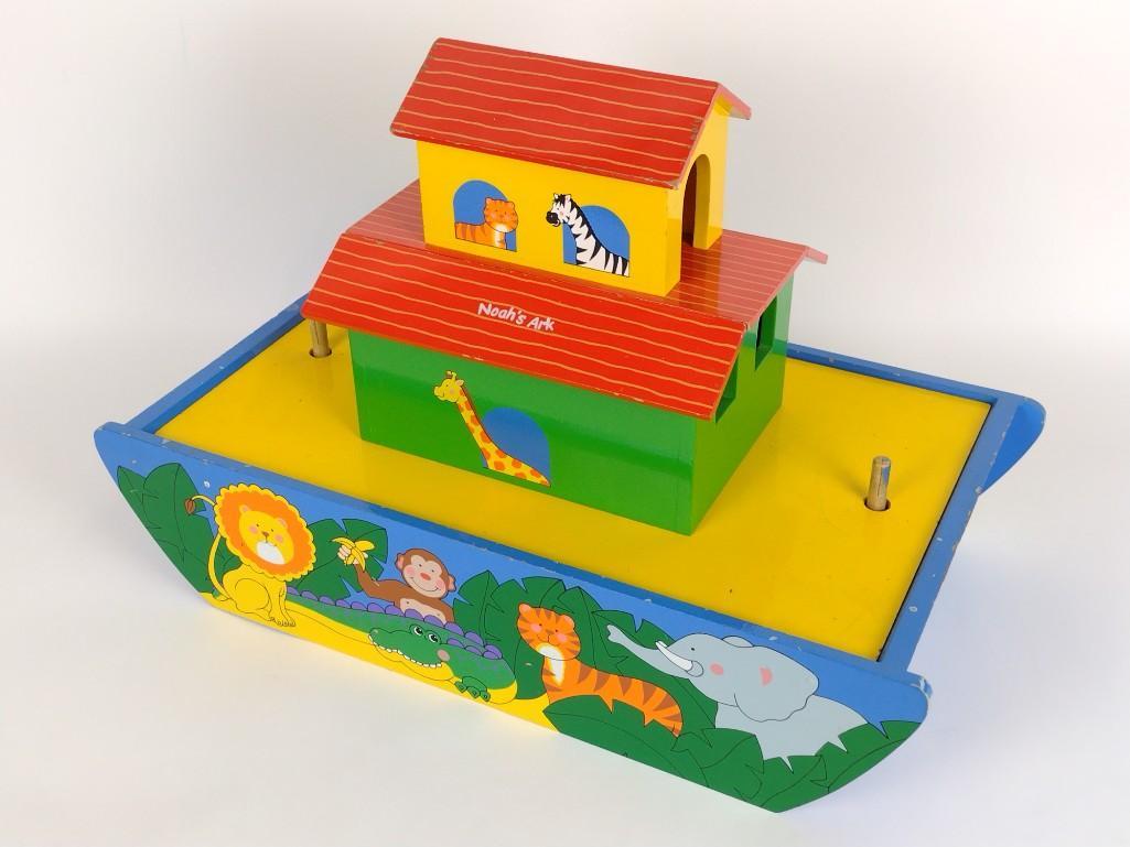 Noah's Ark Playset (1 of 2)