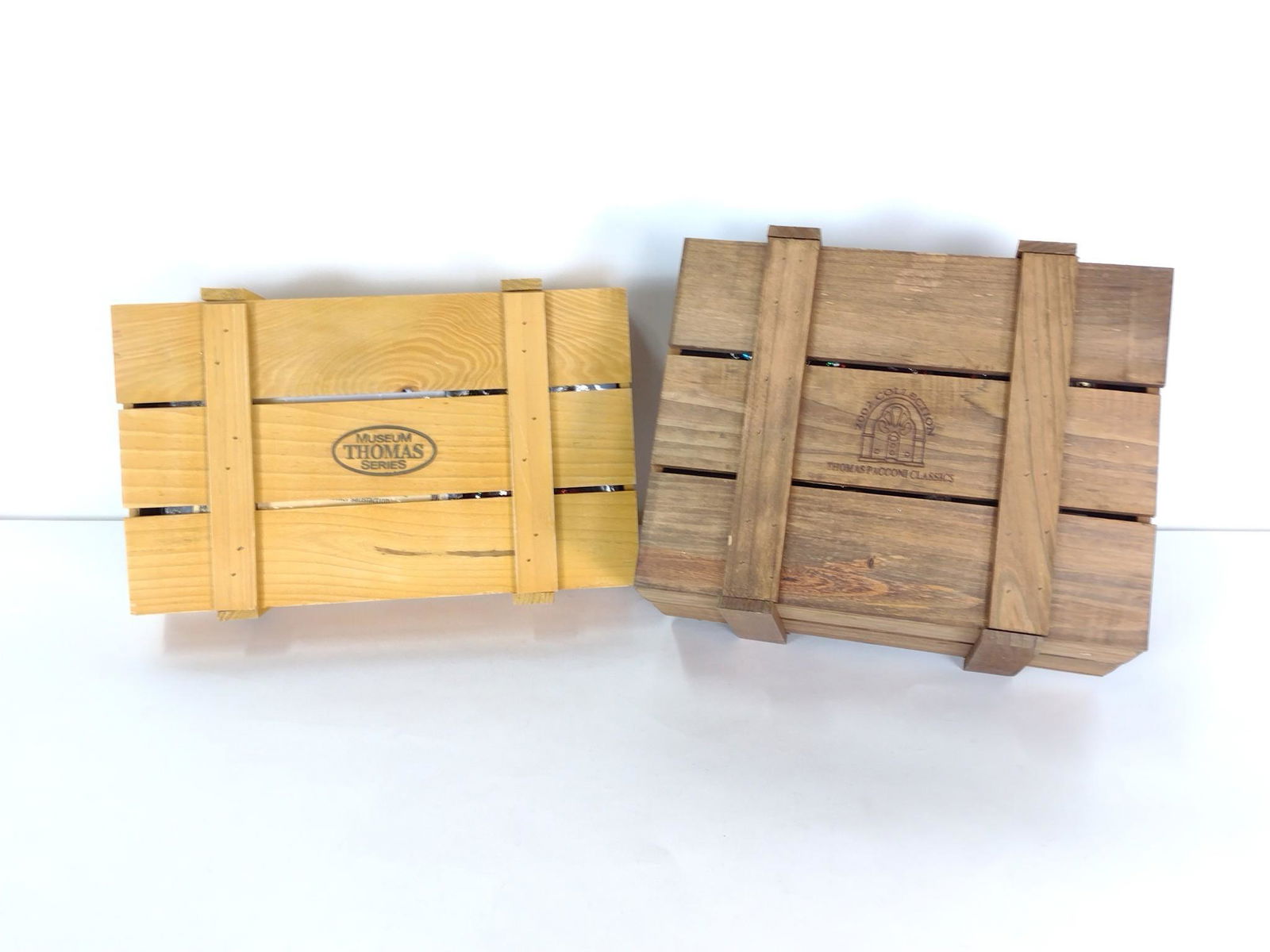 2 Thomas Pacconi Christmas Ornament Sets (1 of 4)