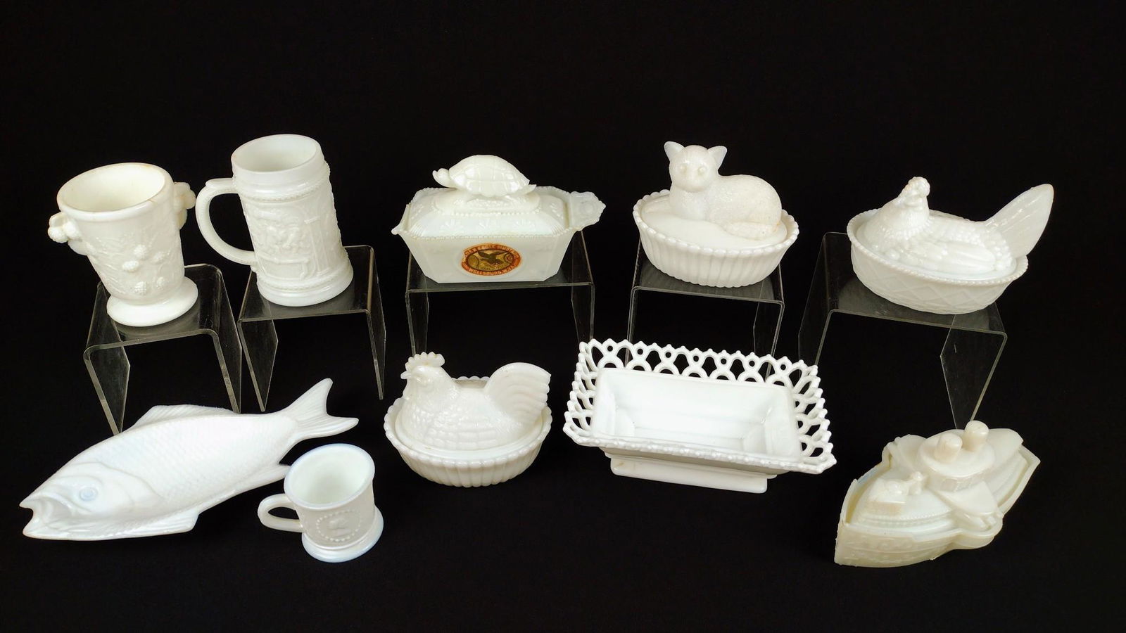 10 Pcs Milk Glass incl Mustard Dishes (1 of 7)