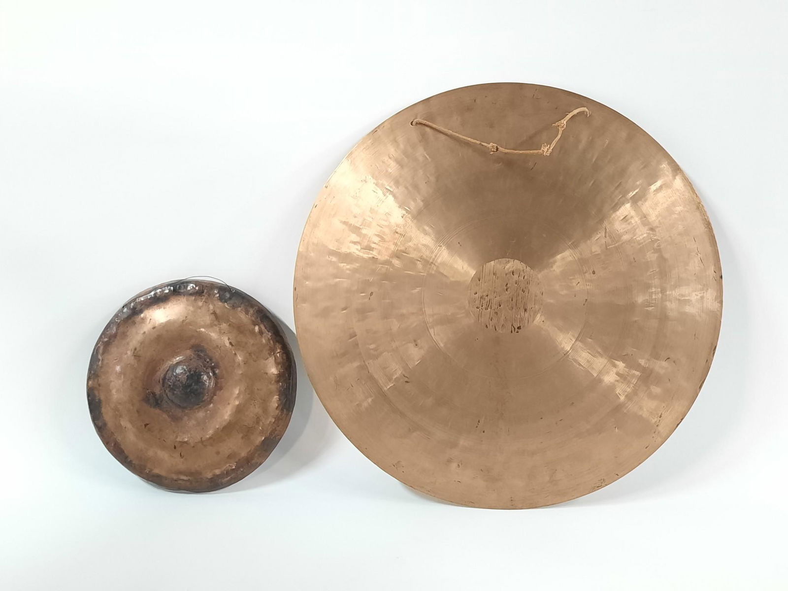 2 Gongs incl Wuhan China (1 of 5)