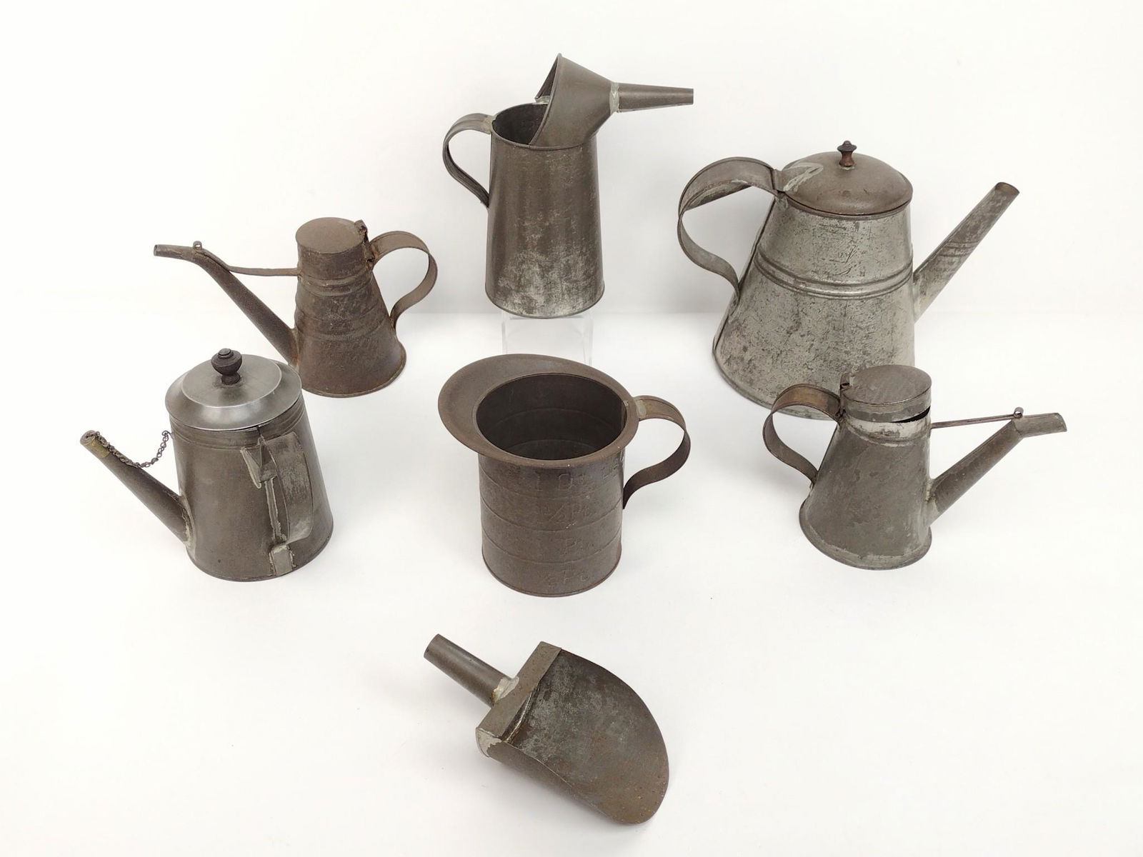 7 Pcs Antique Tin Incl Measure (1 of 8)