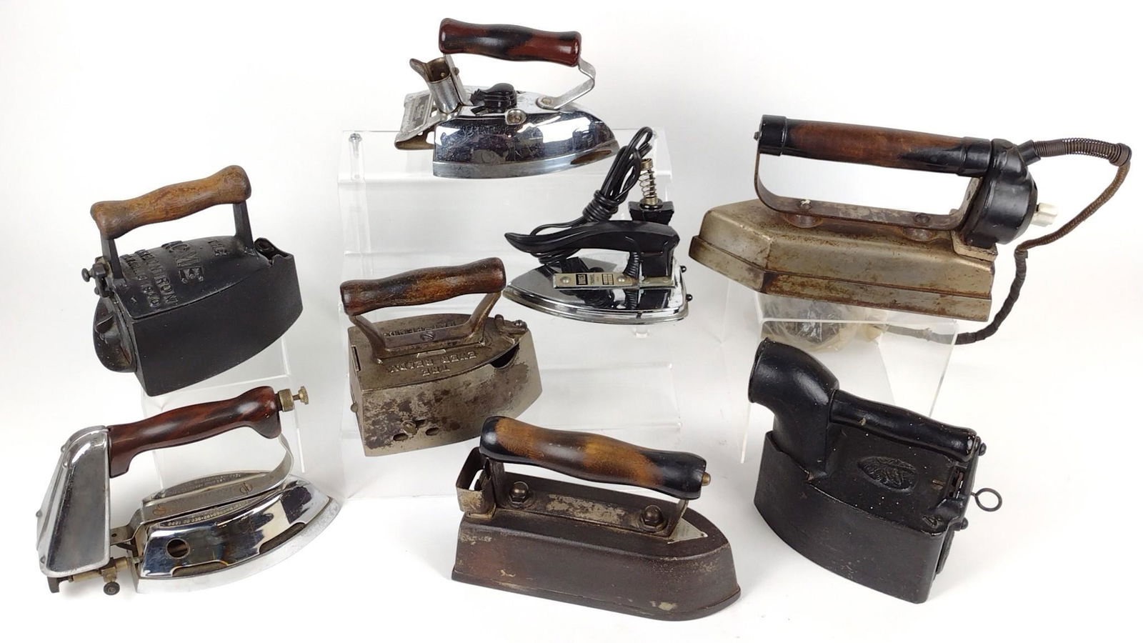8 Coal and Electric Irons (1 of 5)